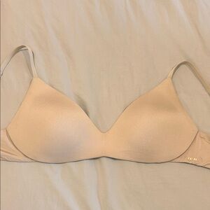 SKIMS Nude Bra 36C